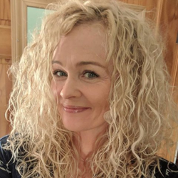 Nicole Kobziewicz Financial Coaching